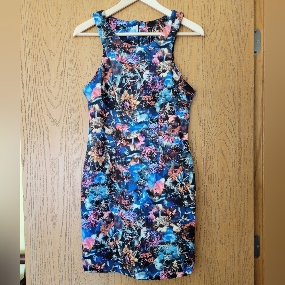 W118 by Walter Baker aquatic sealife sleeveless bodycon dress S